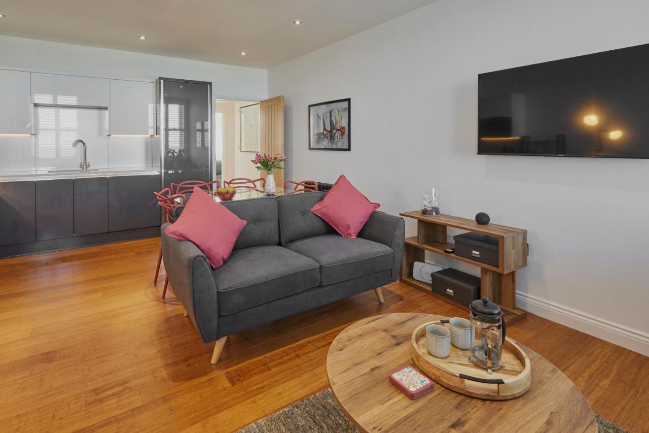 Host & Stay - Number Ten At Carlill Whitby Exteriör bild