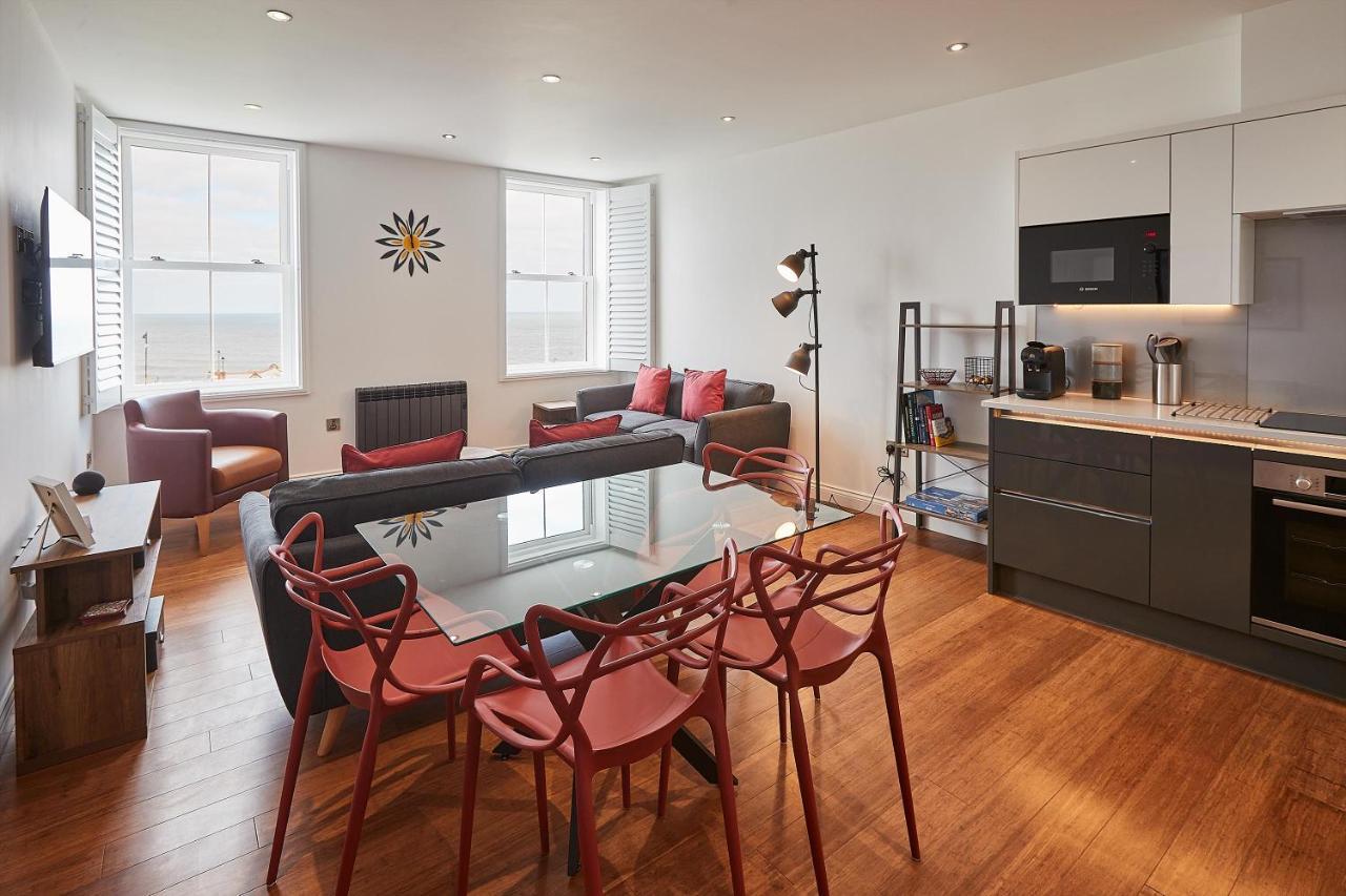 Host & Stay - Number Ten At Carlill Whitby Exteriör bild